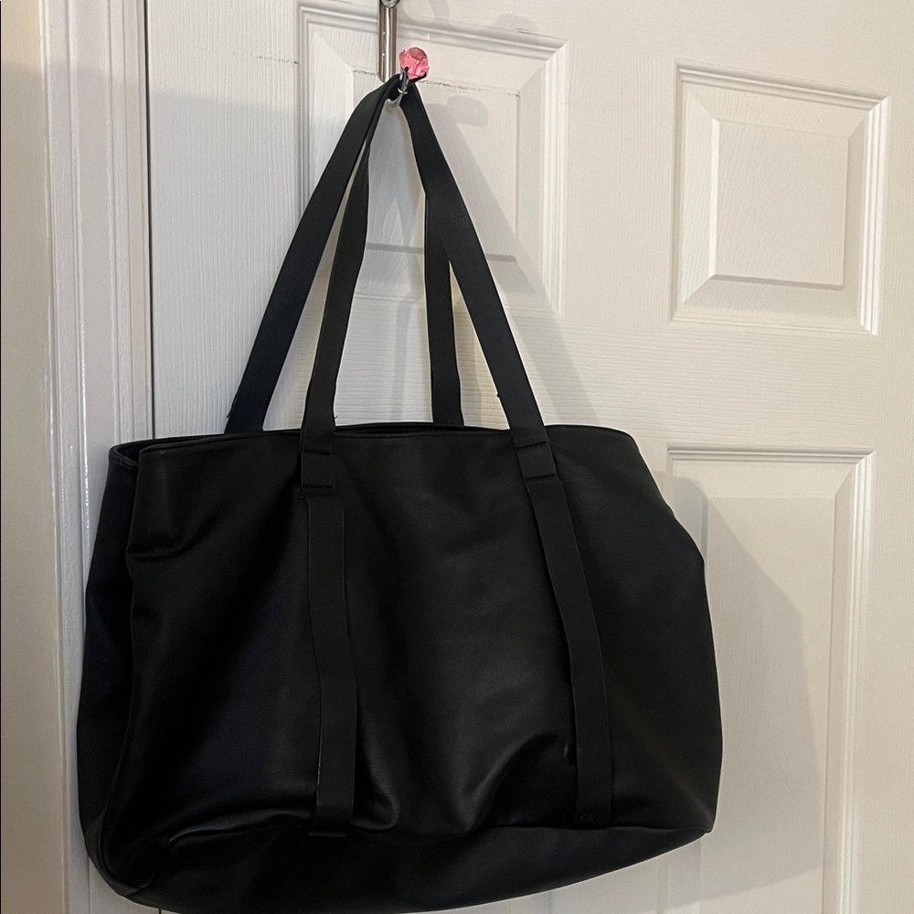 Universal Thread Black Tote Bag